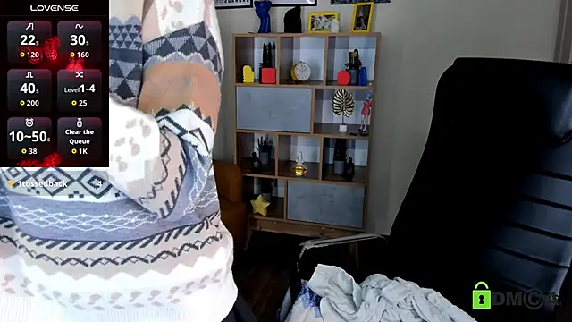 Snapshot of FrancescaCollins chatting on 11.02.25 FrancescaCollins online show from 11.02.25