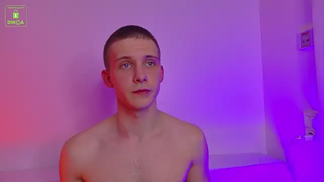 Snapshot of MarkGWalker chatting on 12.03.25 MarkGWalker online show from 12.03.25