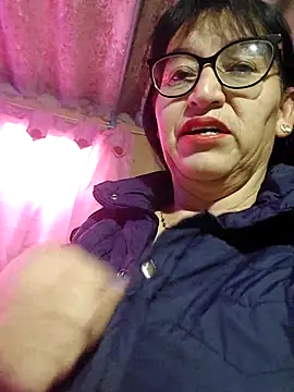 clarita 01 online show from 10.21.25