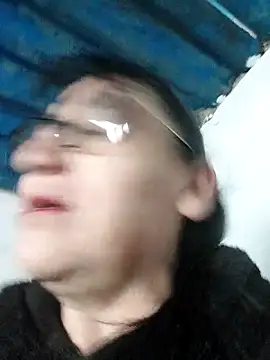 clarita 01 online show from 12.22.25