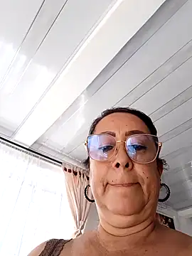 Snapshot of amaranta_c chatting on 10.06.25 amaranta c online show from 10.06.25