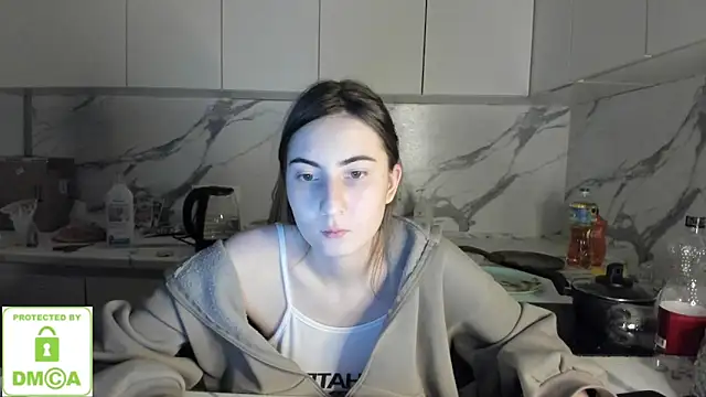 Ayesha Thebestt online show from 01.10.26