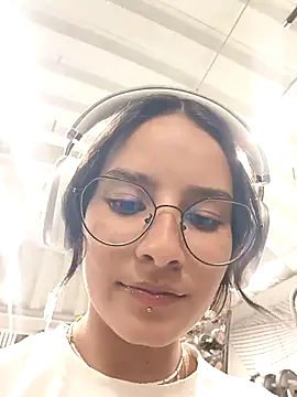  vaness online show from 01.15.25