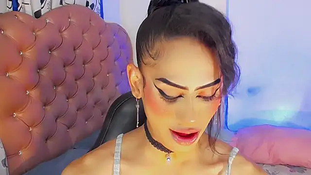 Snapshot of Aslhy_Goddessx chatting on 09.19.25 Aslhy Goddessx online show from 09.19.25