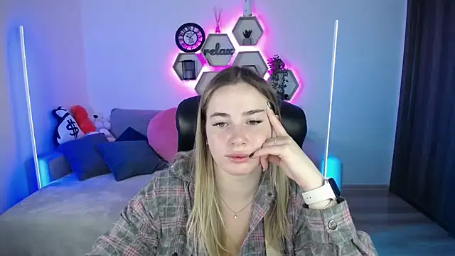 SabrinViolet online show from 09.12.25