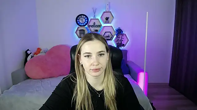 SabrinViolet online show from 02.24.26