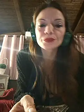 Snapshot of vampvanna23 chatting on 01.11.26 vampvanna23 online show from 01.11.26