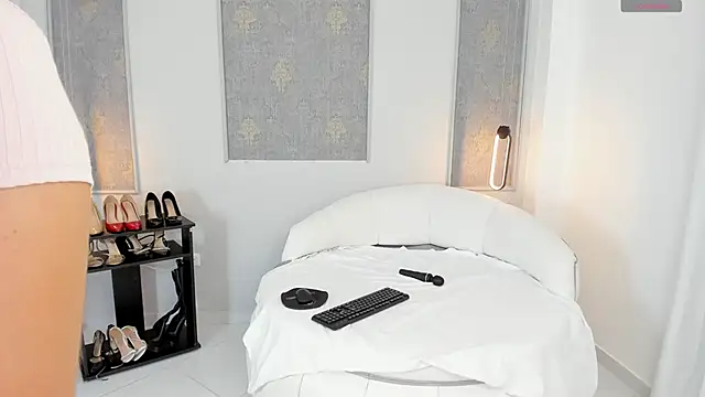 Snapshot of Sara_Gomez chatting on 02.03.26 Sara Gomez online show from 02.03.26