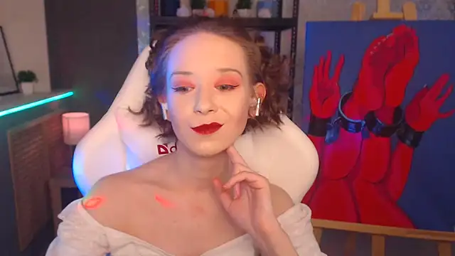 FascinatingEyess online show from 02.12.25