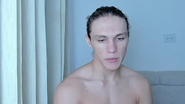 Snapshot of laurent_nova chatting on 02.07.25 laurent nova online show from 02.07.25