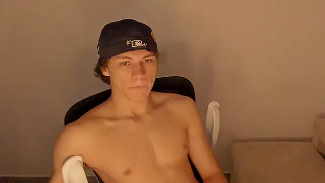 laurent nova online show from 12.21.25