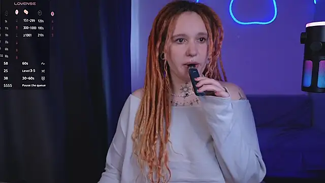 The Full Red Moon online show from 06.11.26