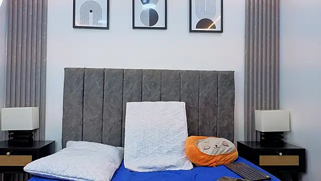 Luciana Ortiz1 online show from 02.12.26