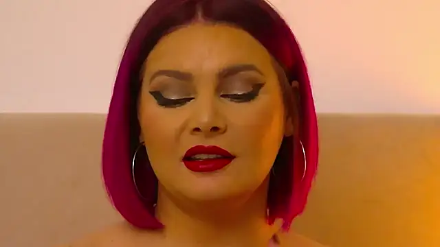 RissaRheys online show from 12.06.24