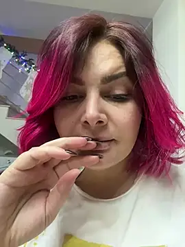 RissaRheys online show from 12.18.24