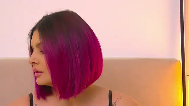 RissaRheys online show from 01.25.25