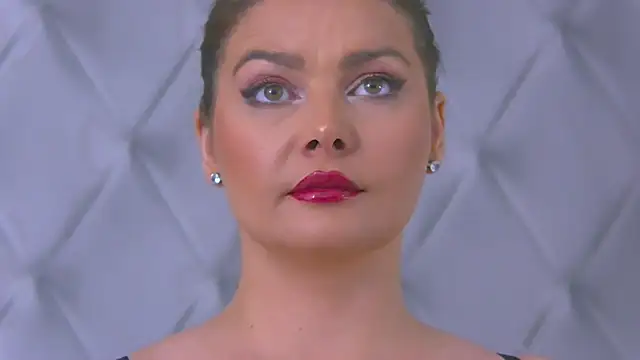 RissaRheys online show from 10.16.25