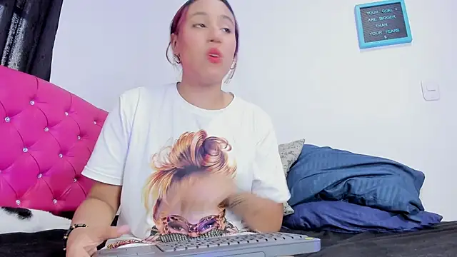 katia  dann online show from 01.02.25