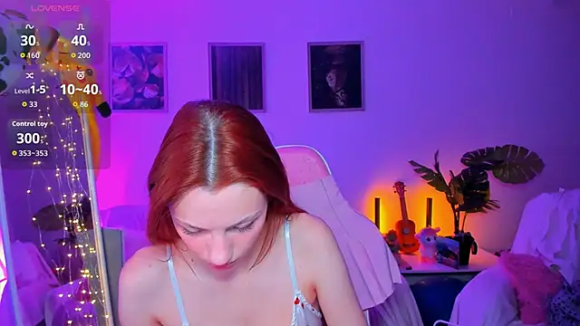 Alyssa Smitt online show from 11.23.25