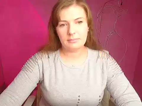 Snapshot of Lissmilf chatting on 09.19.25 Lissmilf online show from 09.19.25