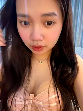 Hotellinh12 online show from 11.03.25