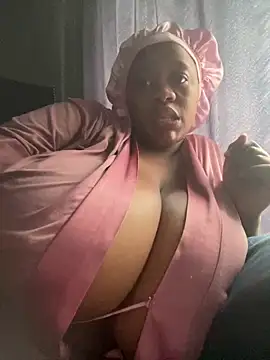 Snapshot of Chubbykarisma27 chatting on 02.13.26 Chubbykarisma27 online show from 02.13.26