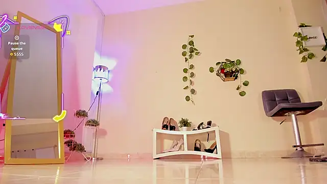 thais dreams online show from 10.09.25