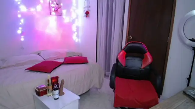 vanessalat online show from 02.23.26