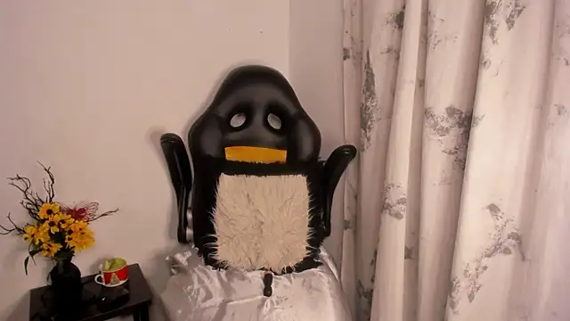 Snapshot of _Selene_1111 chatting on 11.19.25 Selene 1111 online show from 11.19.25