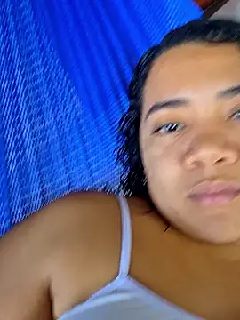 Watagatapitusberry1 online show from 11.22.25