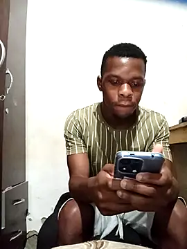 Uncletee112 online show from 09.13.25