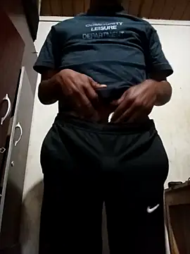 Uncletee112 online show from 09.14.25