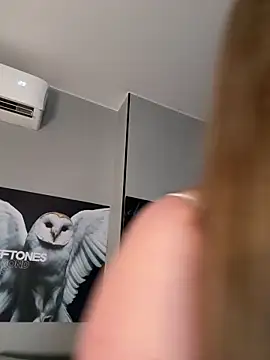 Snapshot of pink8ty chatting on 09.26.25 pink8ty online show from 09.26.25