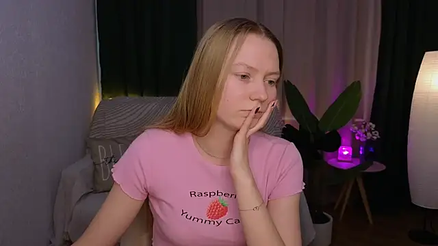 CarolynCohen   online show from 02.28.25