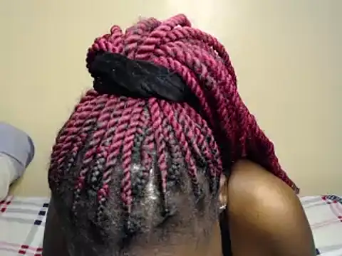 Snapshot of erlyn_misha chatting on 03.07.25 erlyn misha online show from 03.07.25