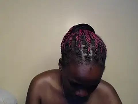 Snapshot of erlyn_misha chatting on 03.17.25 erlyn misha online show from 03.17.25