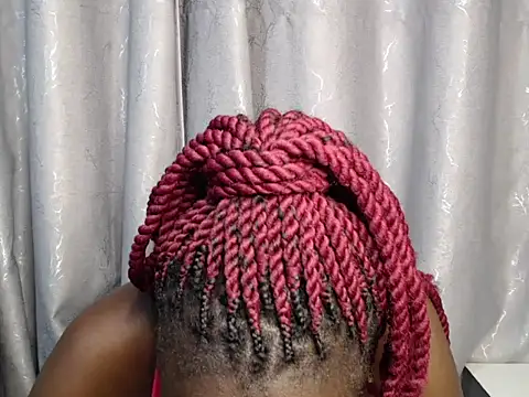 Snapshot of erlyn_misha chatting on 09.11.25 erlyn misha online show from 09.11.25