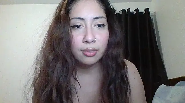 Snapshot of LorenaAnderson chatting on 02.15.25 LorenaAnderson online show from 02.15.25