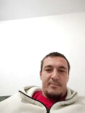 Snapshot of mayk18cm chatting on 11.02.25 mayk18cm online show from 11.02.25