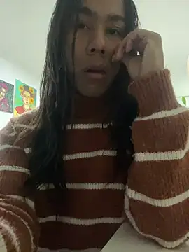 Scarlett Hot5 online show from 02.25.26