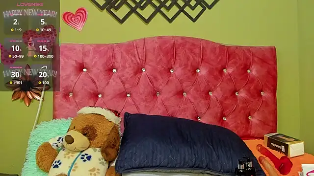 blue violette  online show from 10.20.25