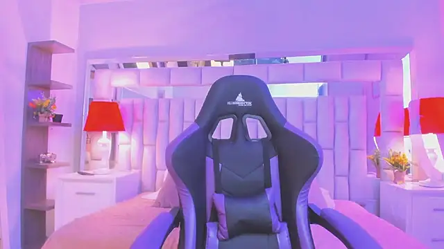 mariiahneedles online show from 02.13.26