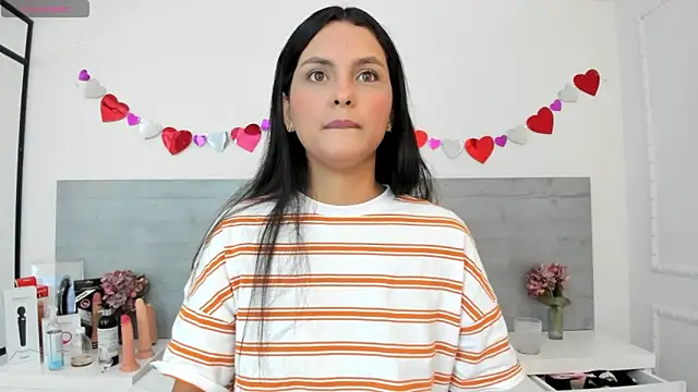 DulceColeman online show from 02.22.25