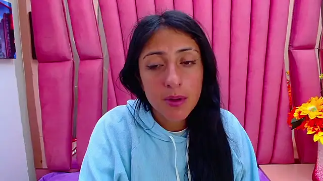 Cameron cutte online show from 02.12.25