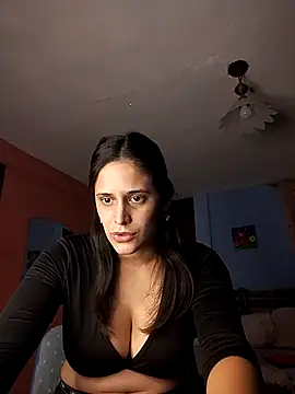 Catalinacandela online show from 03.05.25