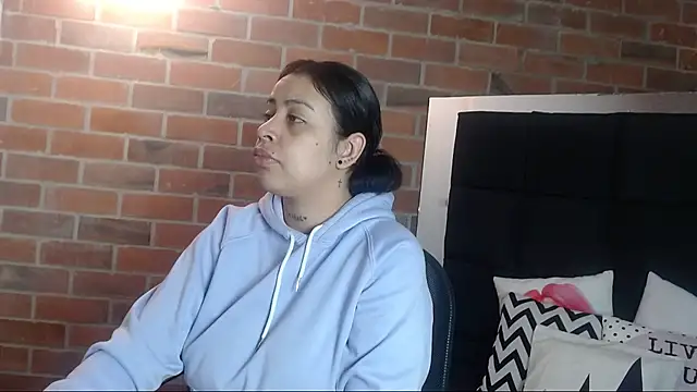 Snapshot of salome__hills1 chatting on 01.14.25 salome hills1 online show from 01.14.25