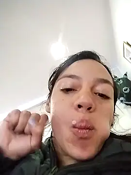 Snapshot of Laura_naughty_ chatting on 01.26.25 Laura naughty online show from 01.26.25