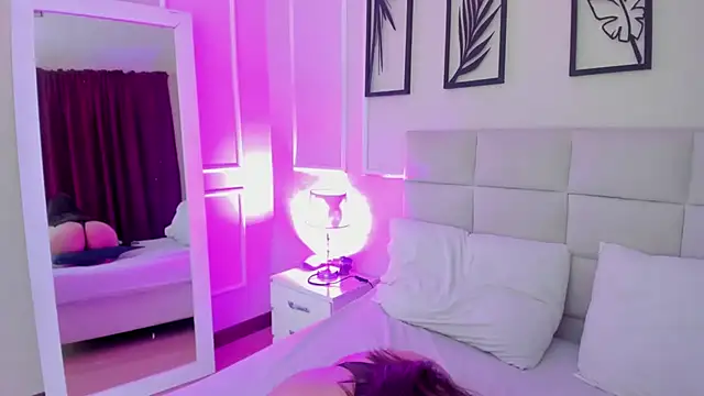 Snapshot of Alisa__walker chatting on 02.01.25 Alisa walker online show from 02.01.25