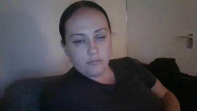 CurvyQueen2023 online show from 10.05.25