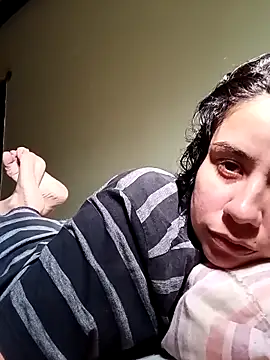 Snapshot of Michellluxo chatting on 02.05.26 Michellluxo online show from 02.05.26